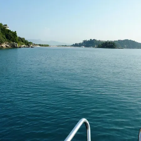 Hotel Perama Перама