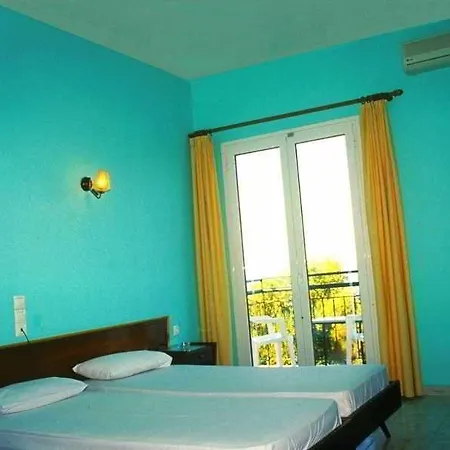 Hotel Perama Отель Перама