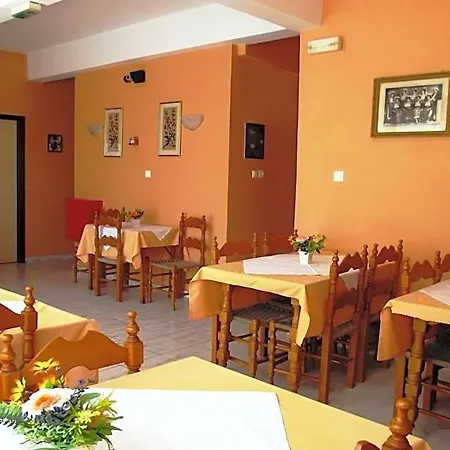 Hotel Hotel Perama 2*
